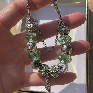 Savlano Green Crystal Silver Plated 4 leaf clover wing